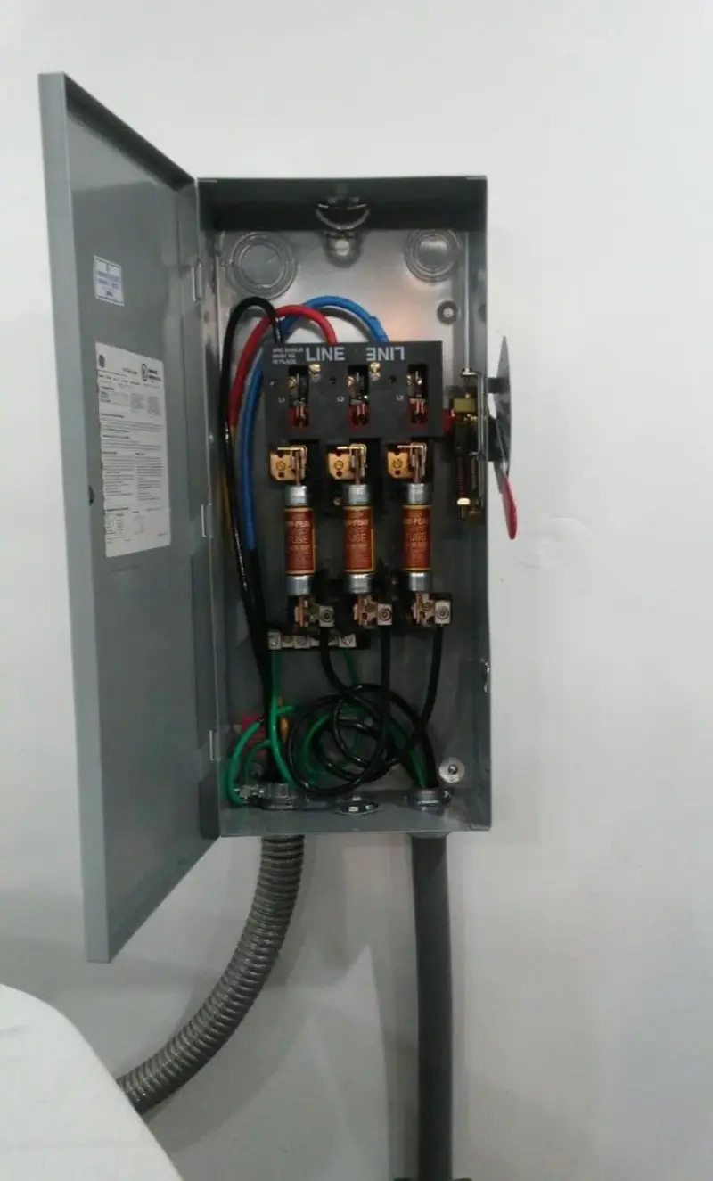 Three-phase disconnect switch installed for Smoke Detector Installation in Douglas
